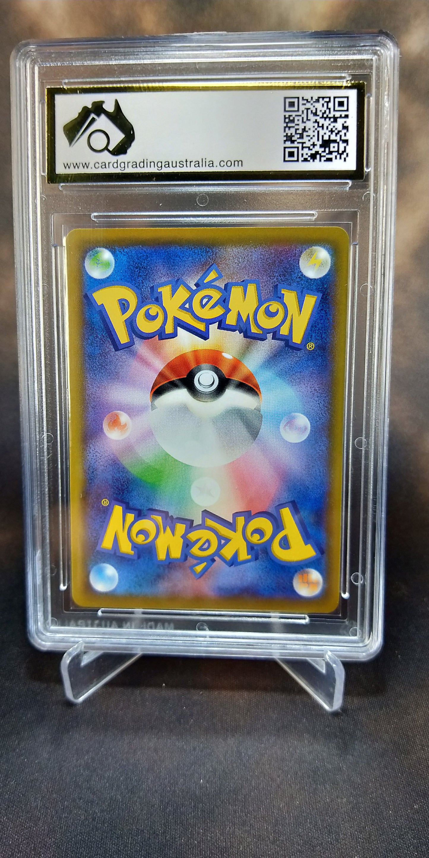 Stoutland 061/049 FULL ART CGA 9.5 Dream League Japanese POKEMON